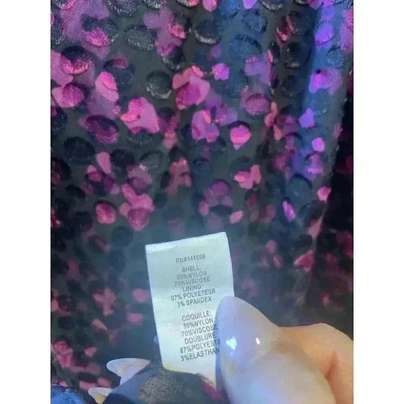 NEW Ramy Brook Sara V-Neck Puff Sleeve Blouse in Plumberry Black Pink Size Small - Picture 7 of 9